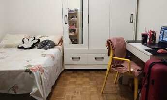 Imagem: Quarto disponível em apartamento na Boa