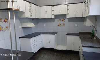 Imagem 7: Casa para Locação em Nilópolis, Centro, 4 dormitórios, 1 suíte, 3 banheiros, 3 vagas