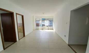 Imagem 3: Casa com 4 dormitórios no bairro Coloninha