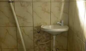 Imagem 3: ALUGA-SE KITNET SEM MOBILIA