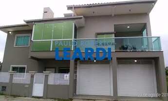 Imagem: SOBRADO - CAMPECHE - SC