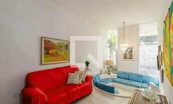 Imagem: Casa à Venda - Bosque da Saúde, 3 Quartos