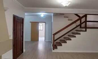 Imagem 2: Sobrado para aluguel com 280 metros quadrados com 3 quartos, piscina e churasqueira no Jar