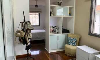 Imagem 2: Vendo casa duplex em Condominio, 6 quartos sendo 3 suítes, com piscina