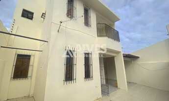 Imagem 2: CASA COM 4 QUARTOS SENDO 1 SUÍTE