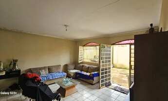 Imagem 4: Vende-se uma imóvel com 2 casas na Qd. 10 do Setor Sul