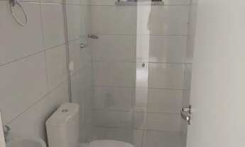 Imagem 3: Casa 2/4 sendo uma suíte, condomínio Vila Fiore, bairro Sim