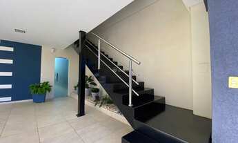 Imagem 4: SOBRADO MOBILIADO DE ÓTIMO PADRÃO, COM PISCINA AQUECIDA, À VENDA NA ÁREA CENTRAL DE APUCAR