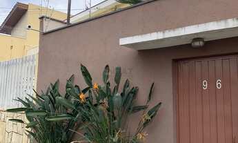 Imagem 2: Aluguel de Casa de Alto Padrão na Vila Trujillo, Sorocaba-SP: 4 quartos, 2 salas, 2 banhei