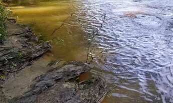 Imagem 4: Chácara com Rio no fundo