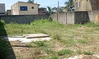 Imagem 5: Terreno no Bairro Lagomar, todo murado, com estrutura para balcão, energia trifásico