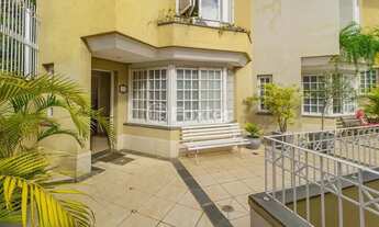 Imagem 4: Sobrado para venda tem 251 metros quadrados com 4 quartos em Boa Vista - Porto Alegre - RS