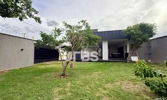 Imagem 2: Casa padrão condomínio fechado no Papillon Park