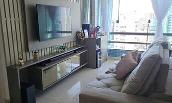 Imagem: Jean Charles / Madalena Andar alto, Fechadura