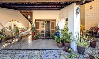 Imagem 3: Casa Duplex à Venda na região do Luciano Cavalcante | 170 m²