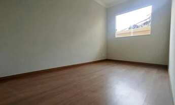 Imagem 6: Casa para Venda em Belo Horizonte, Candelária, 3 dormitórios, 1 suíte, 2 banheiros, 1 vaga