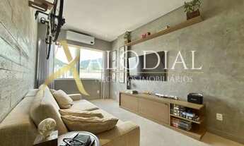 Imagem: Sala e quarto com dependência, andar alto