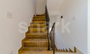 Imagem 3: Casa de condomínio para venda tem 220 metros quadrados com 4 quartos