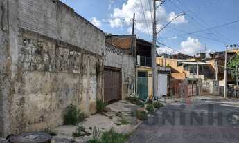 Imagem 2: Casa frente Casa com 2 dormitórios