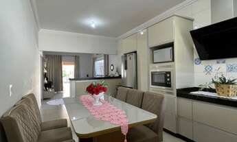 Imagem 2: Casa para venda tem 250 metros quadrados com 3 quartos em Caldas do Oeste - Caldas Novas