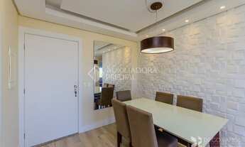 Imagem 5: Apartamento com 2 dormitórios/quartos, suíte e box/vaga de garagem coberta na Vila Ipirang