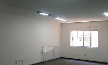 Imagem 2: Sala Alphaville para aluguel tem 40 metros quadrados