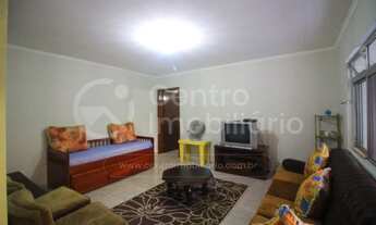 Imagem 2: APARTAMENTO com 3 quartos (1 suítes) em Peruíbe, no bairro Centro