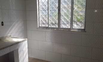 Imagem 6: Apartamento Térreo de Esquina Frente de Rua 2 Quartos na Alberto Teixeira da Cunha Ac Cart