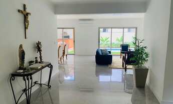 Imagem 5: Linda casa no Residencial 3 Alphaville 4 suítes estuda permuta