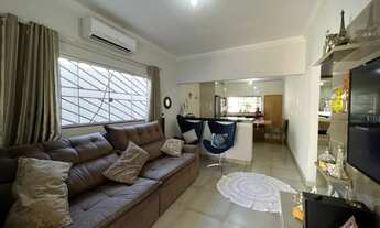 Imagem: Casa para venda tem 250 metros quadrados