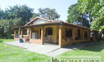 Imagem 2: Chácara para venda possui 172 metros quadrados com 3 quartos