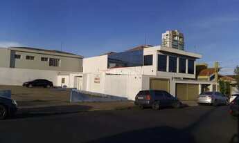 Imagem 3: Sobrado para aluguel tem 290 metros quadrados com 3 quartos em Cidade Nova - Franca - SP