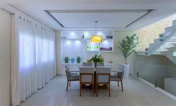 Imagem 3: Sobrado à Venda na Vila Penteado, Zona Norte de São Paulo, com 3 suítes, 4 vagas, 492m² R