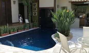 Imagem: Casa com 04 Quartos à Venda em Condomínio