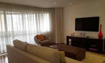 Imagem 6: Apartamento para venda possui 272 metros quadrados com 5 quartos em Campo Belo - São Paulo