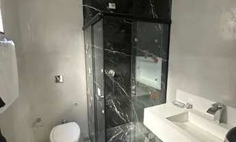 Imagem 6: Vendo Residência, Reta final de acabamentos