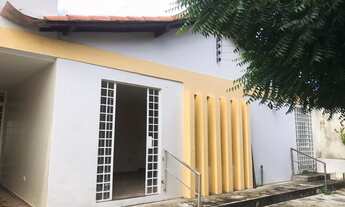 Imagem: Casa para aluguel e venda tem 244 metros