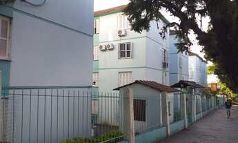 Imagem 1: Apartamento a venda com 2 dormitórios semimobiliado desocupado no bairro Cavalhada - P.A