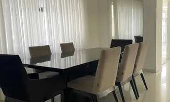 Imagem 2: Casa para aluguel possui 230 metros quadrados com 4 quartos