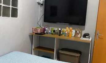 Imagem 2: Casa a venda com tudo dentro, e mais um carro