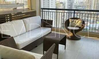 Imagem 2: Apartamento à Venda com 3 Suítes, 192m²