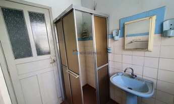 Imagem 6: Casa com quintal e entrada lateral na rua Maracá, ao lado da academia Raia livre!