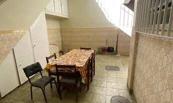 Imagem 2: Casa de vila para aluguel com 4 quartos em Cascadura