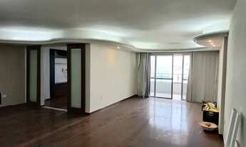 Imagem 7: Apartamento para aluguel e venda possui 200 metros quadrados com 4 quartos