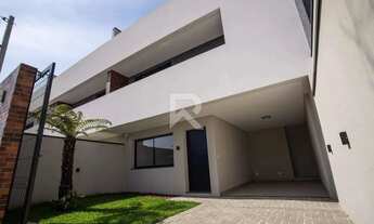 Imagem: Sobrado Alto Padrão com Terraço, 3 quartos