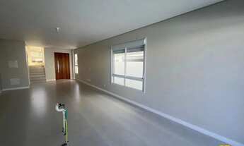 Imagem 2: Casa Nova a Venda de 3 dormitórios ( 1 suíte ) - Bairro Carianos - Florianópolis SC