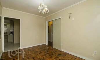 Imagem 2: Casa à venda em Jardim do Salso com 389 m², 8 quartos, 2 suítes, 3 vagas