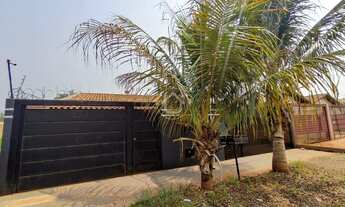 Imagem: IMÓVEL SEMI-NOVO COM 03 DORMITORIOS