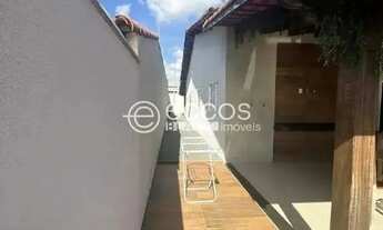 Imagem 6: Casa à venda, 3 quartos, 1 suíte, 2 vagas, Chácaras Tubalina e Quartel - Uberlândia/MG