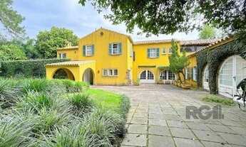 Imagem 6: Casa em Porto Alegre, no bairro Pedra Redonda, com 7 dormitório(s), e 7 banheiro